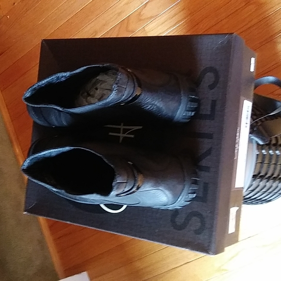 Cole Haan Air Joa Ankle Boot - Picture 6 of 16